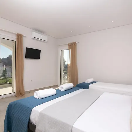 Modern Zante - Private Pool - 2 Bedrooms & Bathrooms - - Centre Location Tsilivi (Zakynthos)