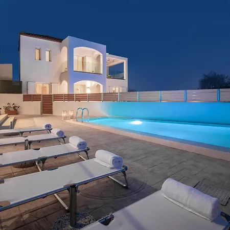 Modern Zante - Private Pool - 2 Bedrooms & Bathrooms - - Centre Location * Tsilivi (Zakynthos)